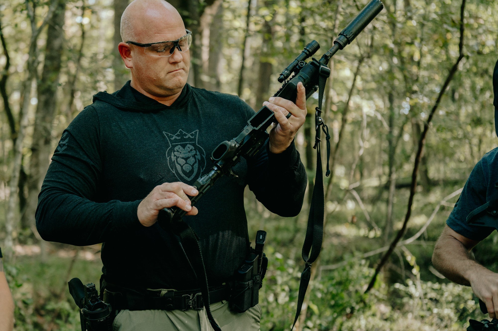 Lion Charcoal Long Sleeve Hooded T-Shirt Lion Charcoal Long Sleeve Hooded T-Shirt - Small - Dangerous But Good