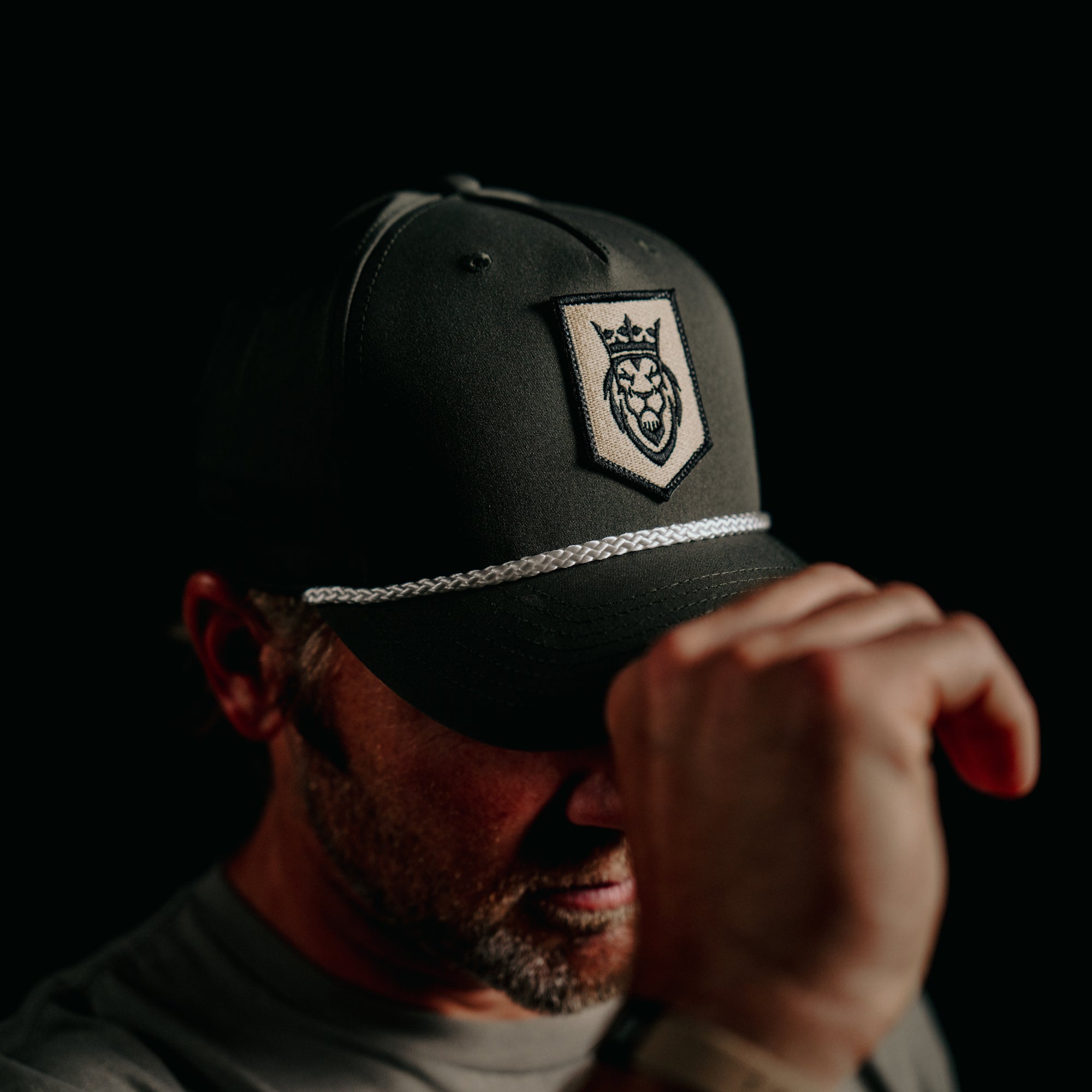 Lion Shield Series Rope Hat